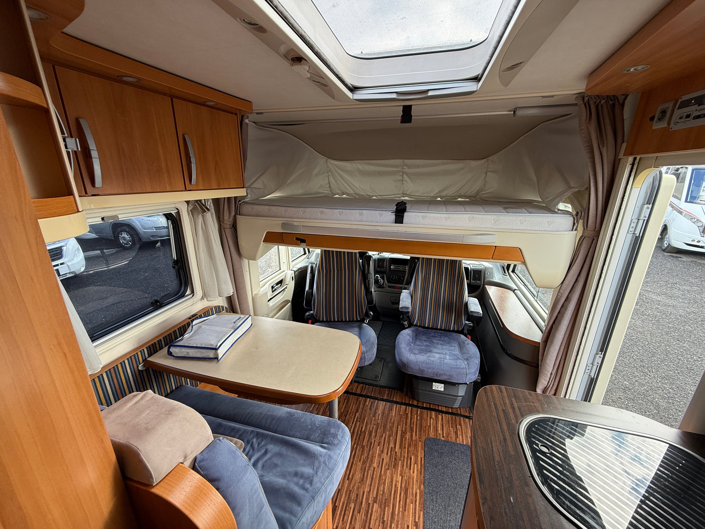 Hymer B 514 CL, 3.0 jtd, Truma, držák kol, markýza