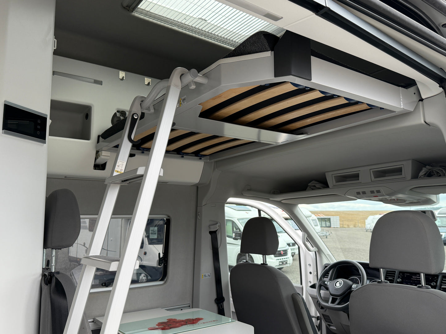 VW Grand California, 2x klimatizace, DSG, Duo Control