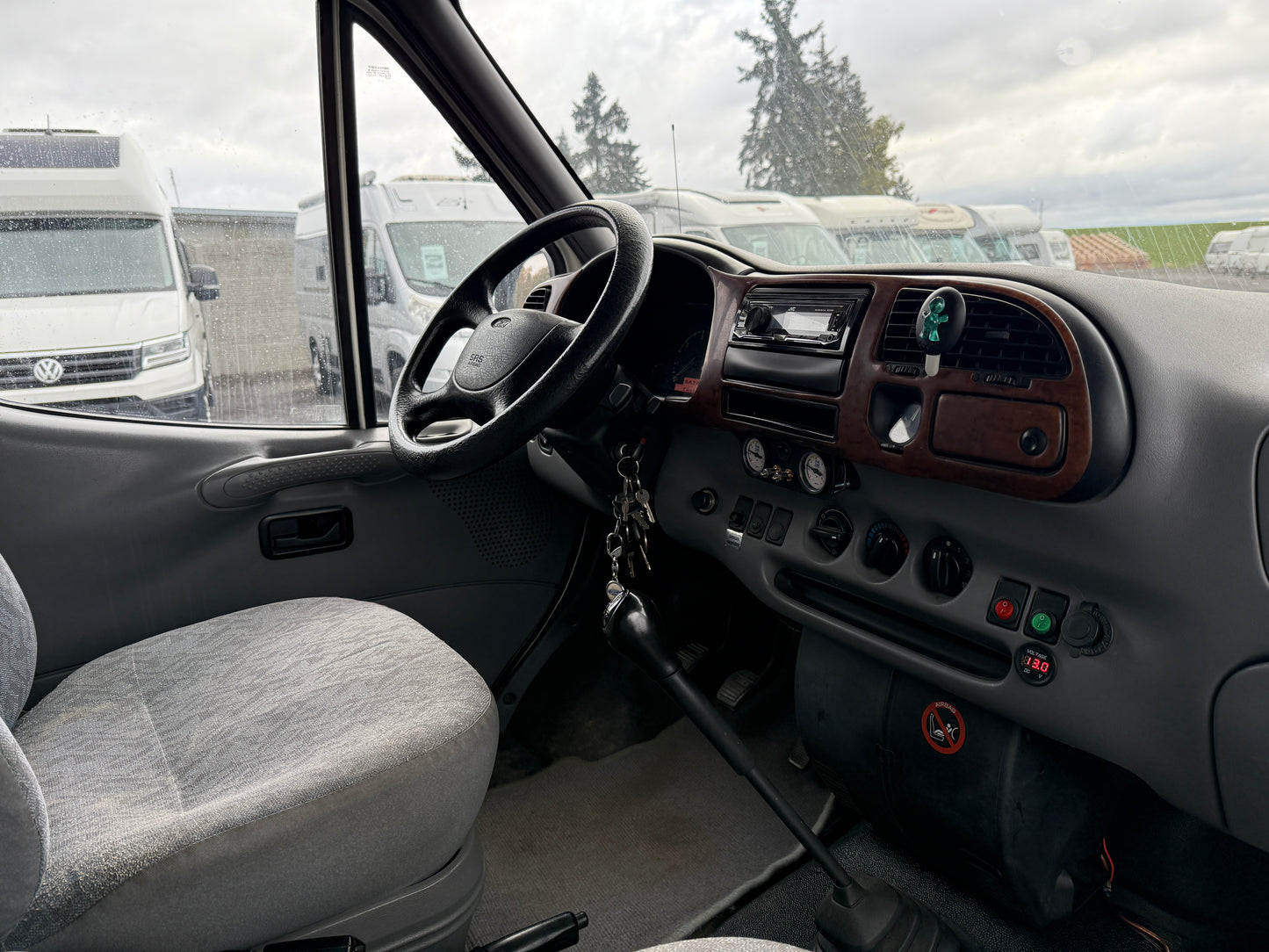 Ford Transit 2,5TD Karman Davis 630