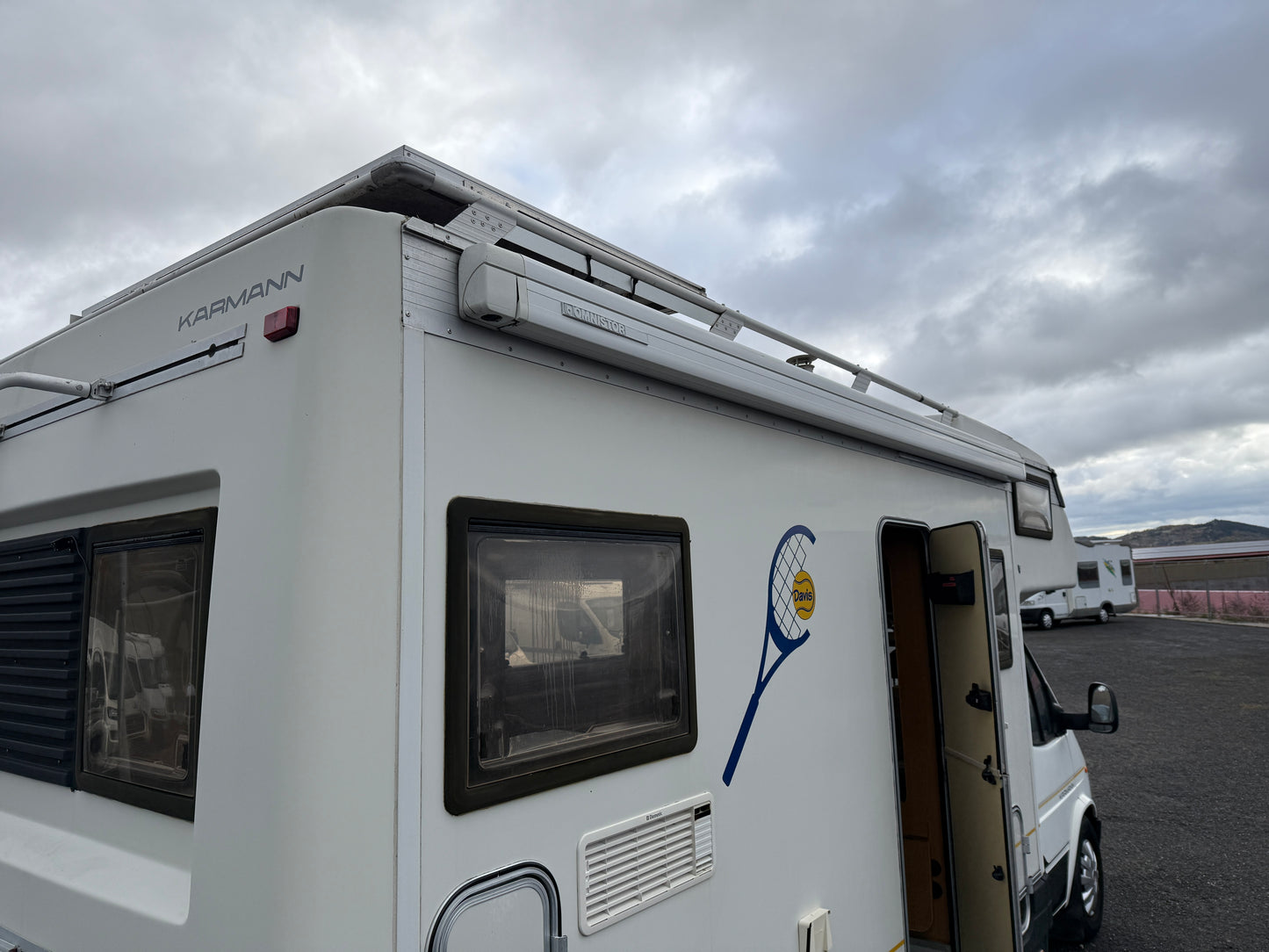 Ford Transit 2,5TD Karman Davis 630