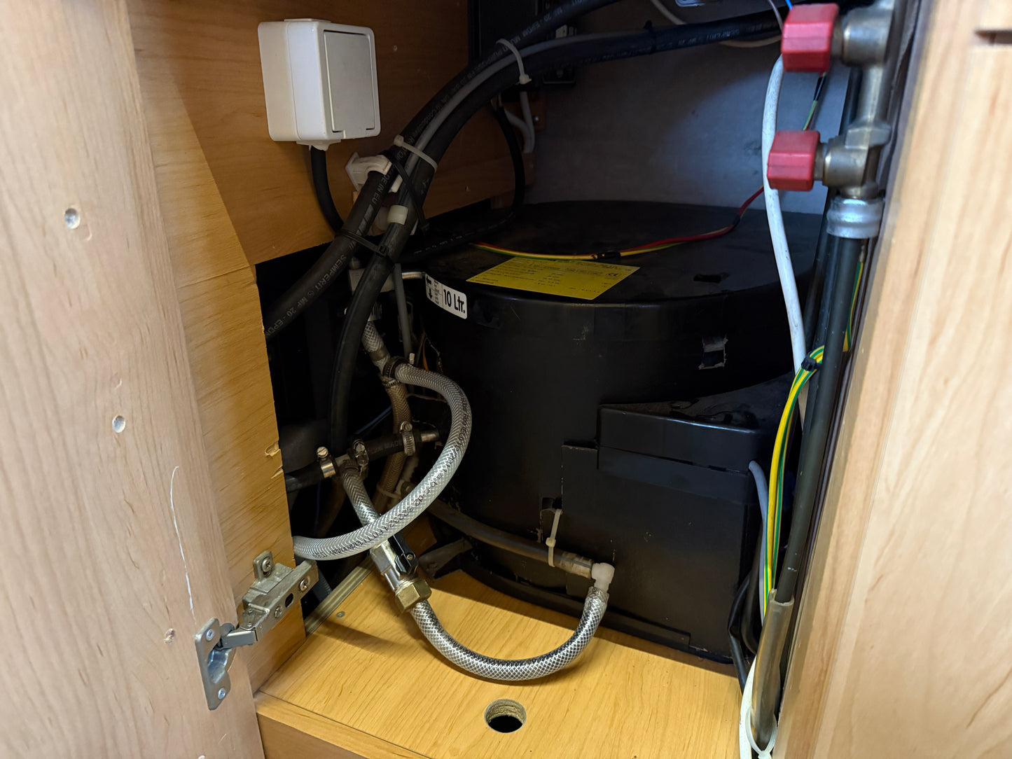 Ford Transit 2,5TD Karman Davis 630