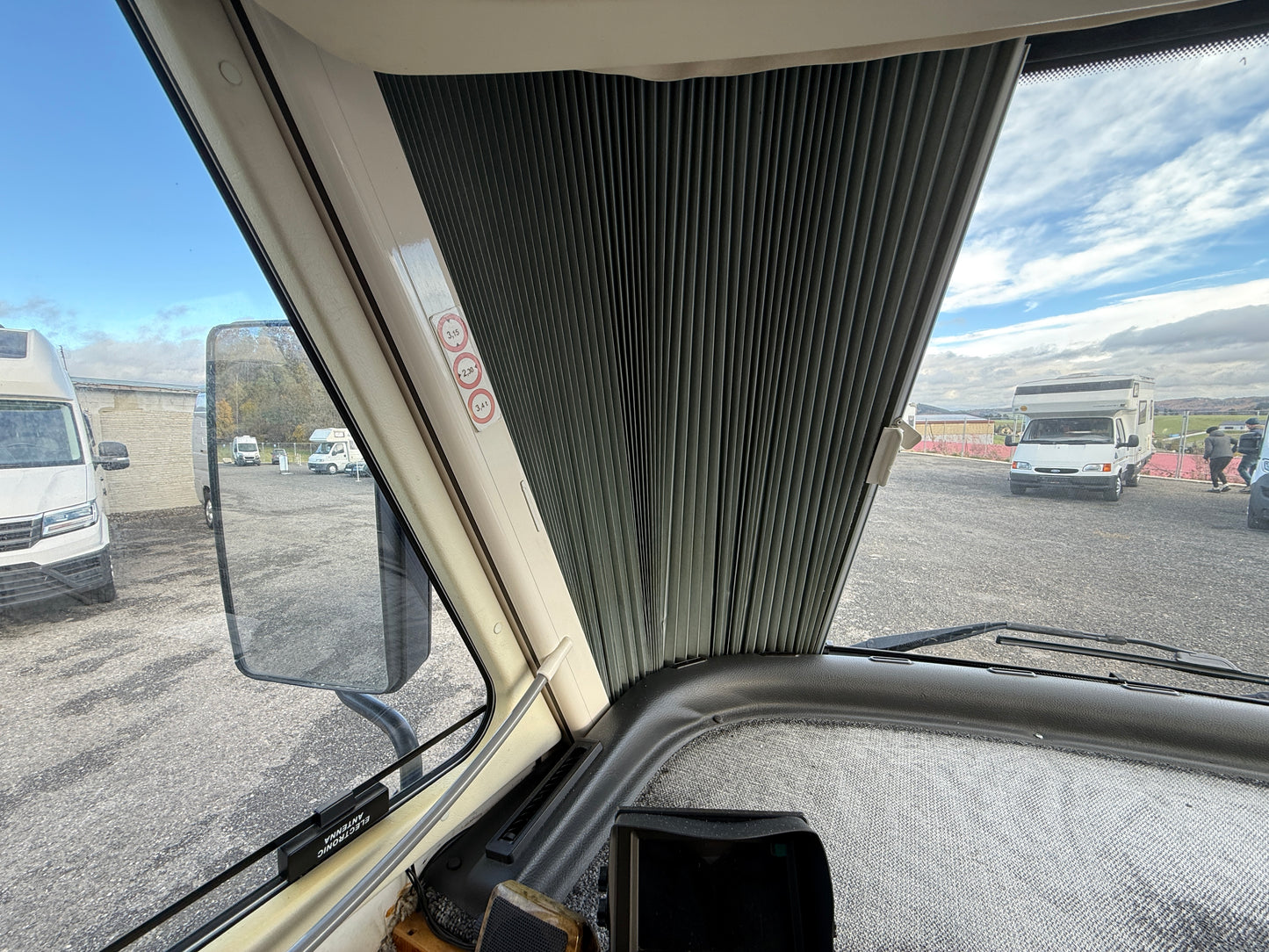 Integrál - Hymer, Truma, markýza, měchy