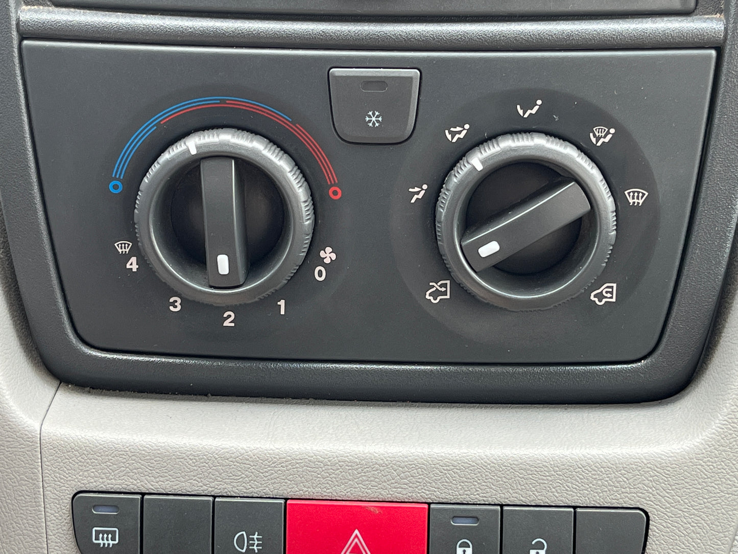 Obytné auto Maeji, 3.0l, L3H2
