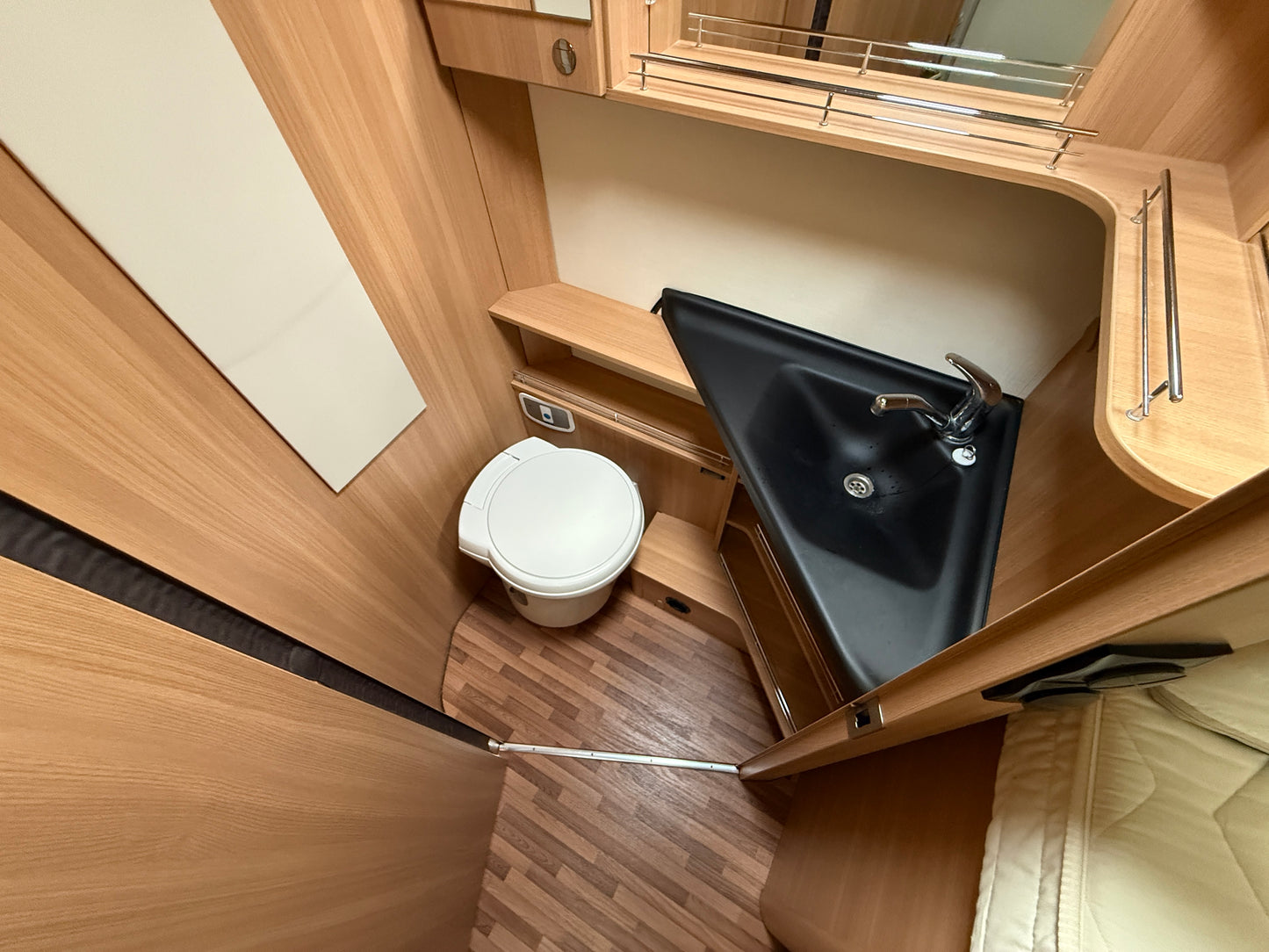 LMC Breezer, 3x solár, 2x topení LPG a Diesel, 2x klimatizace, 2017, 2.3 jtd