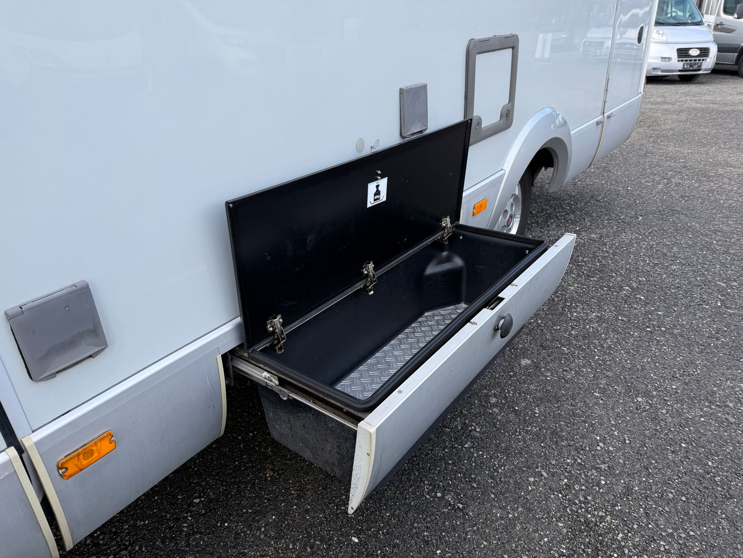 Hymer B 514 CL, 3.0 jtd, Truma, držák kol, markýza