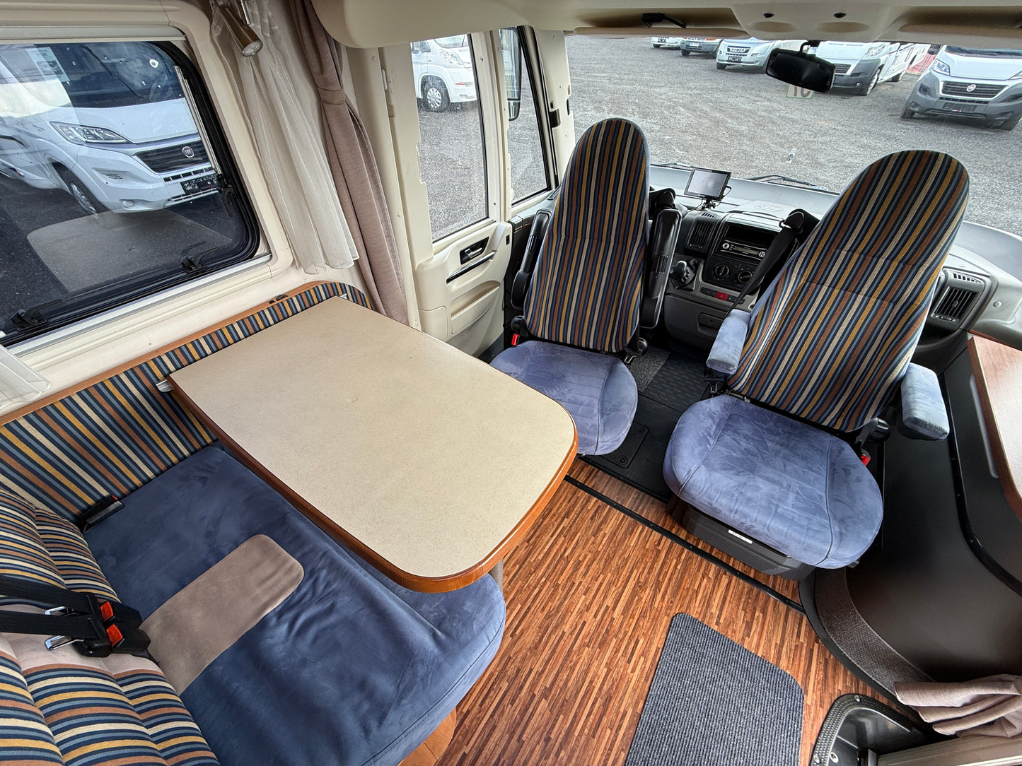 Hymer B 514 CL, 3.0 jtd, Truma, držák kol, markýza