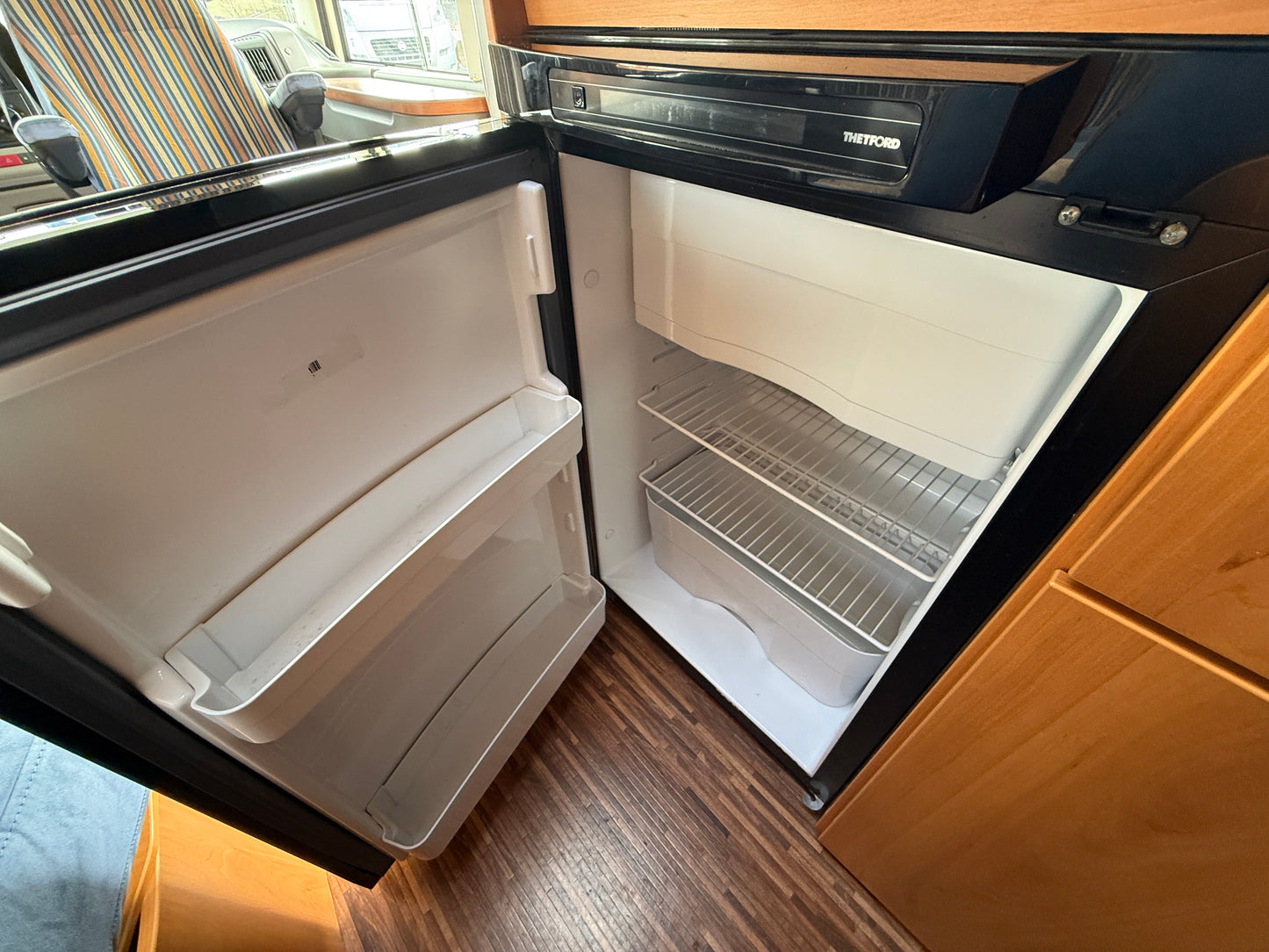 Hymer B 514 CL, 3.0 jtd, Truma, držák kol, markýza