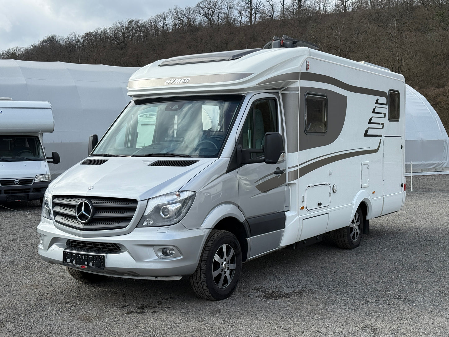 Hymer 580 MLT, automat, vyhřívané sedadla, markýza, satelit, solár