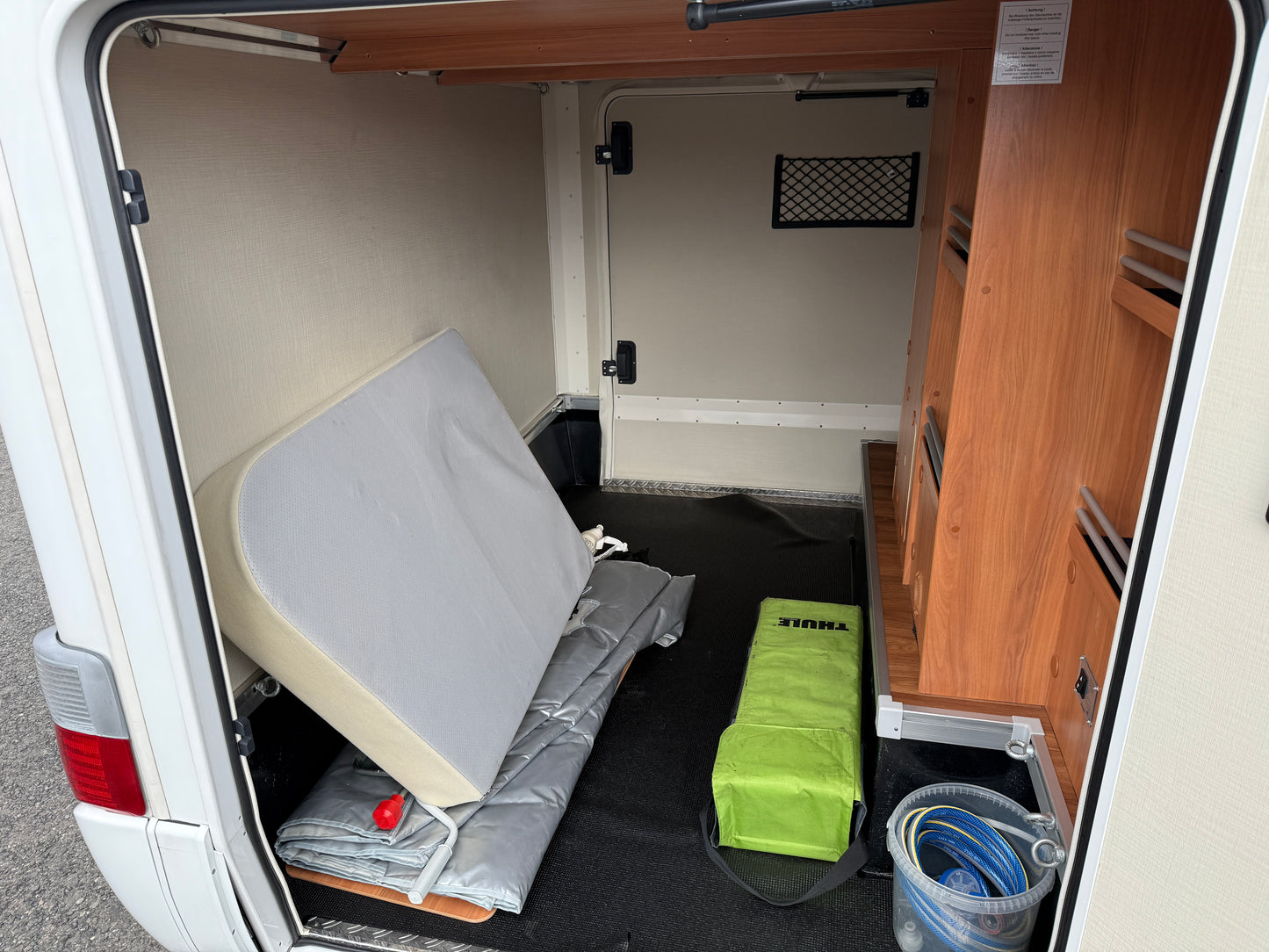 Hymer 580 MLT, automat, vyhřívané sedadla, markýza, satelit, solár