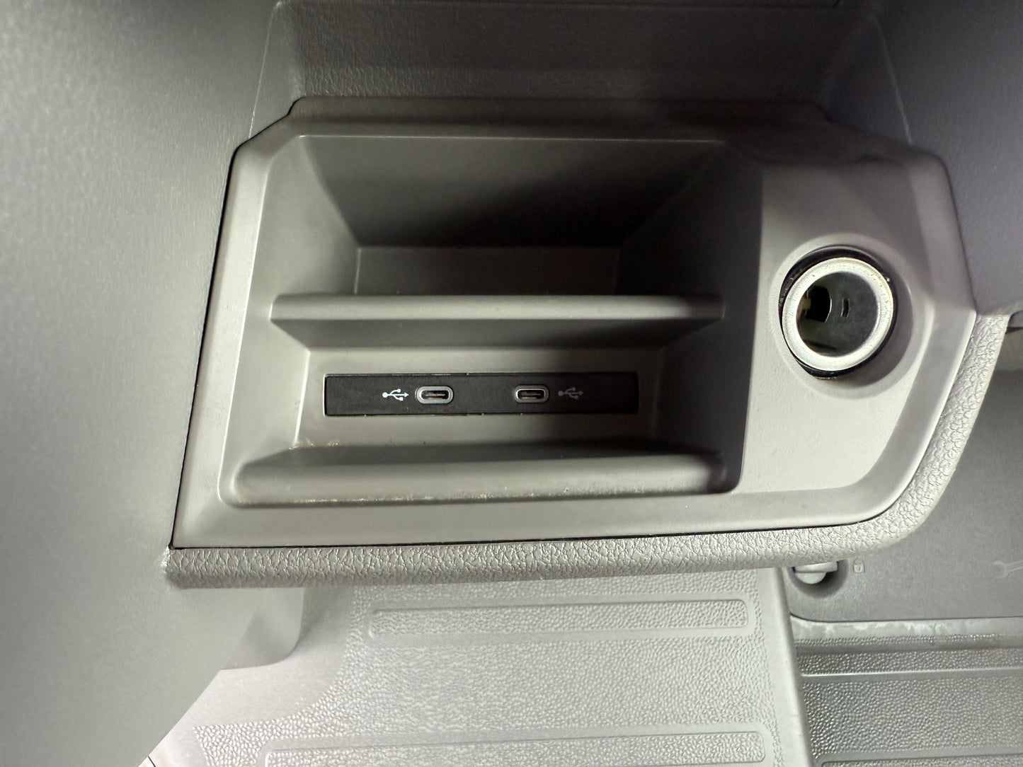 VW Grand California, 2x klimatizace, DSG, Duo Control