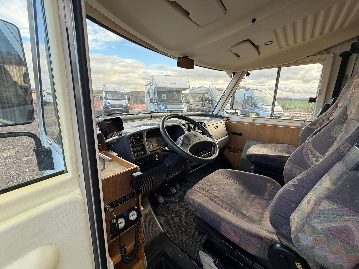 Integrál - Hymer, Truma, markýza, měchy