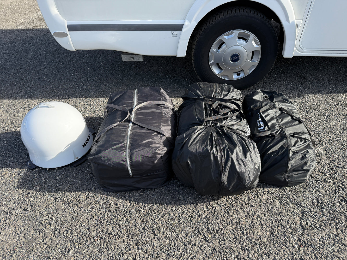 Ford Transit Chalusson Flash, markýza, předstan, Webasto, Truma