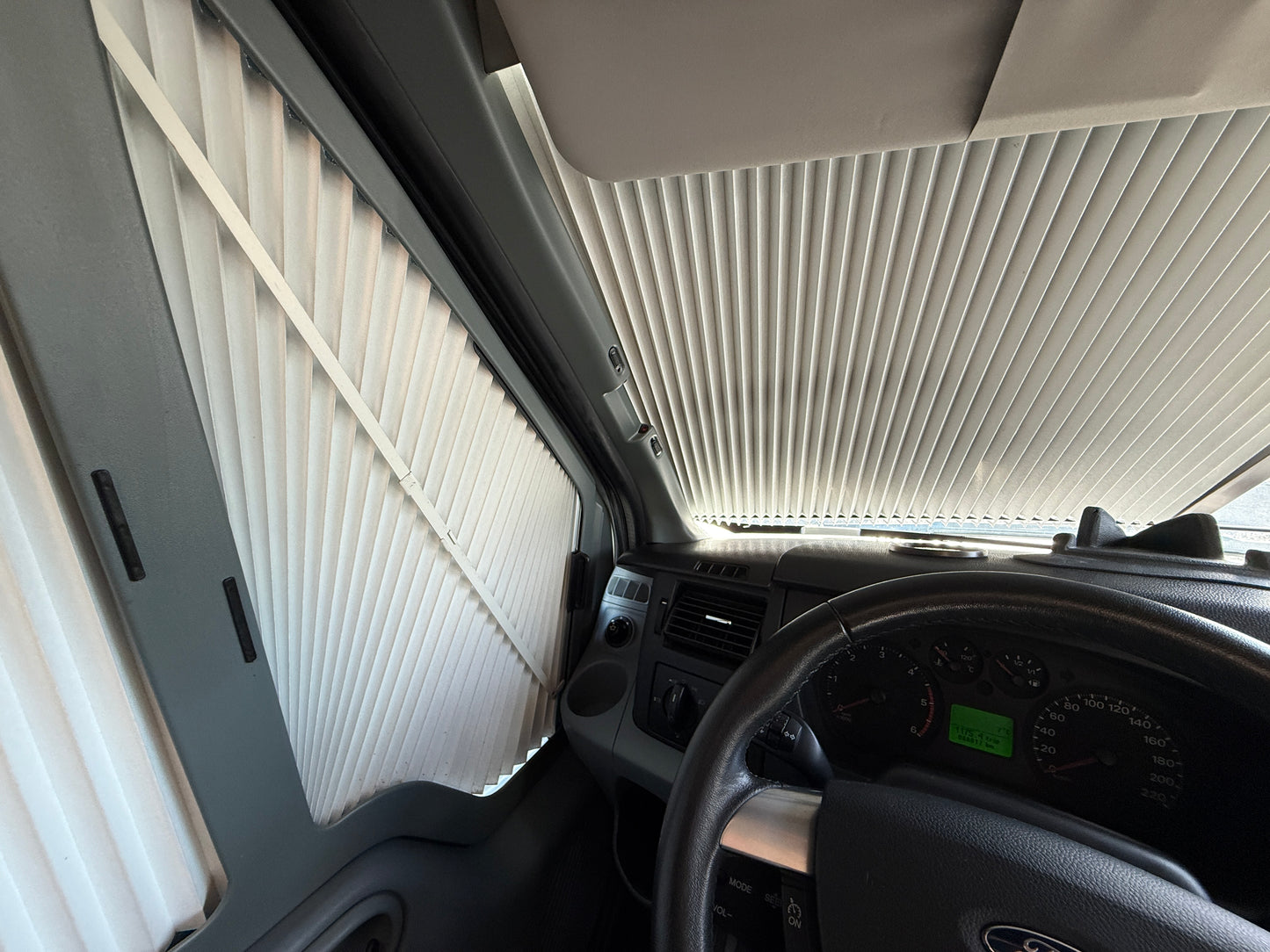 Ford Transit Chalusson Flash, markýza, předstan, Webasto, Truma