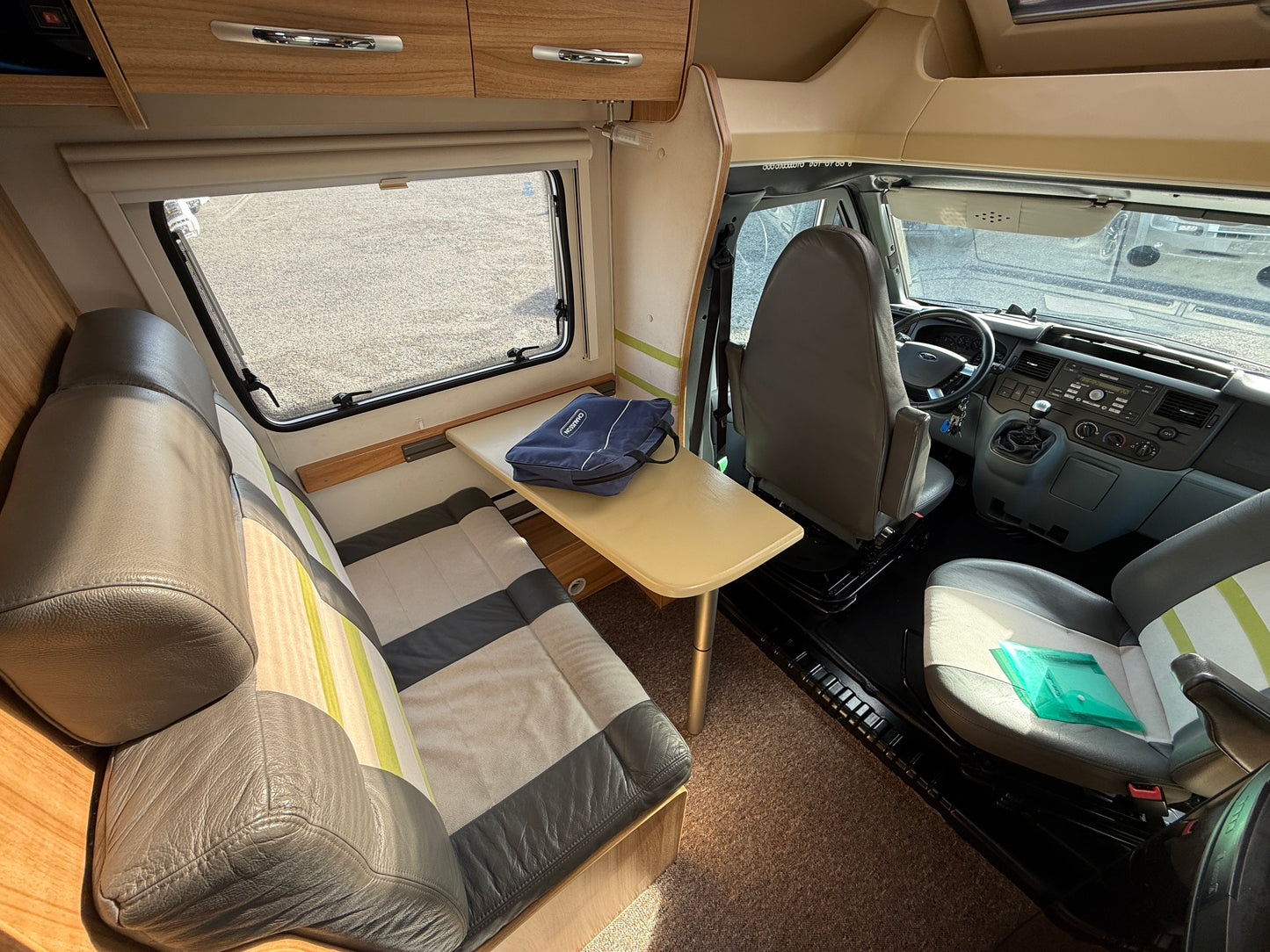 Ford Transit Chalusson Flash, markýza, předstan, Webasto, Truma