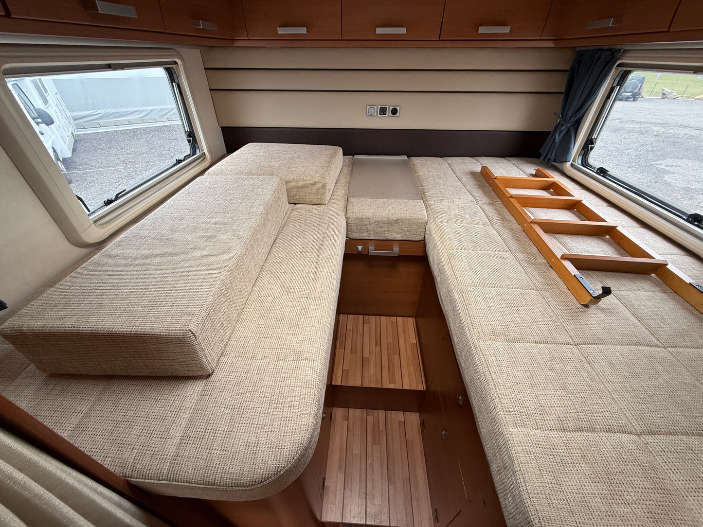 Knaus. 650 TI Limited Edition 50 years, 2011,REZERVACE