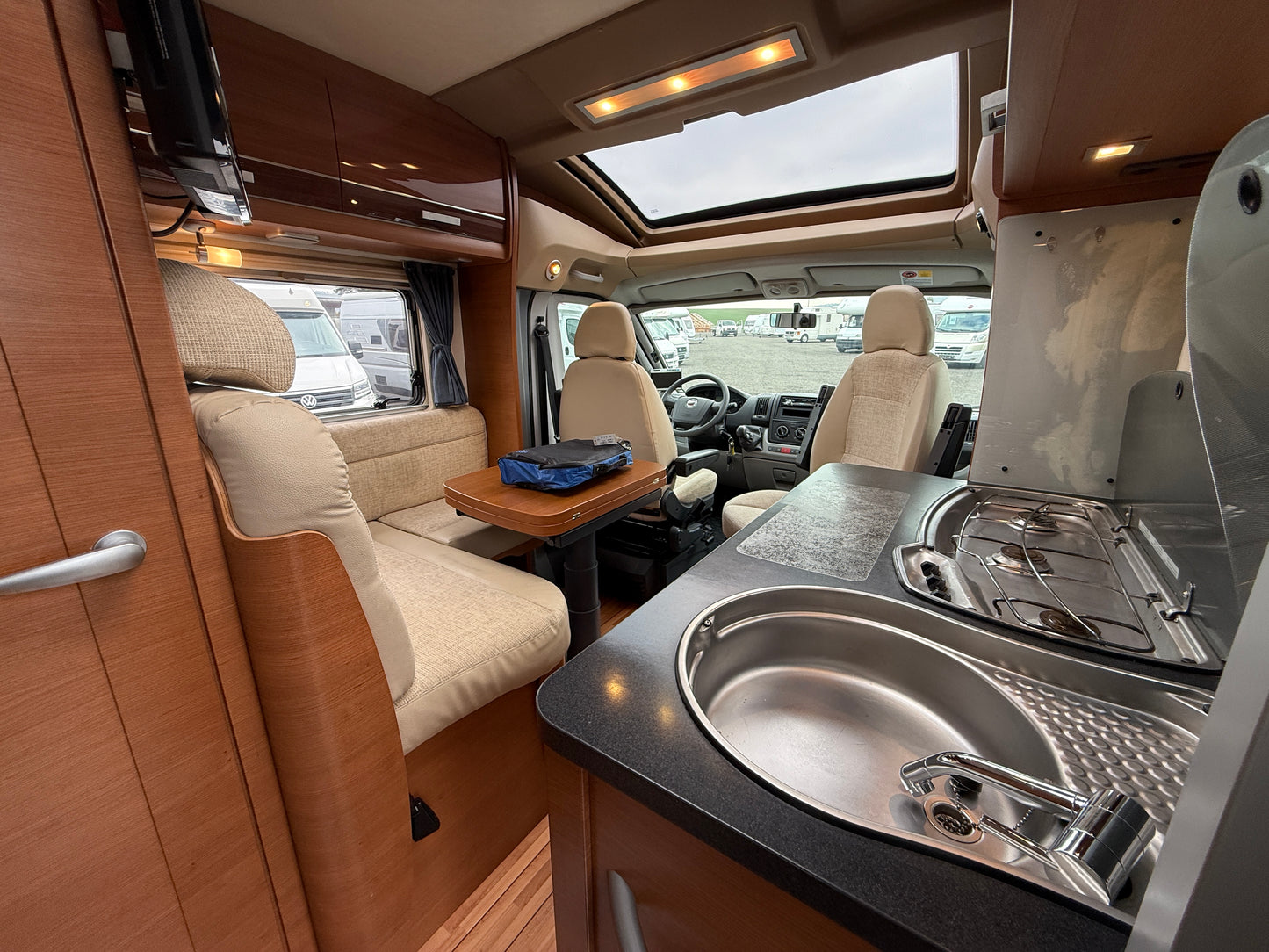 Knaus. 650 TI Limited Edition 50 years, 2011,REZERVACE