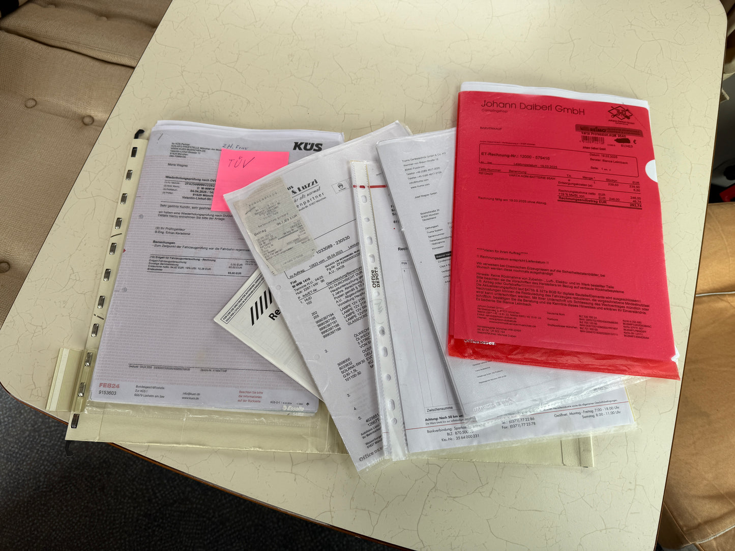 Carado T348, sjížděcí postel, 2012, držák na motorku, Truma