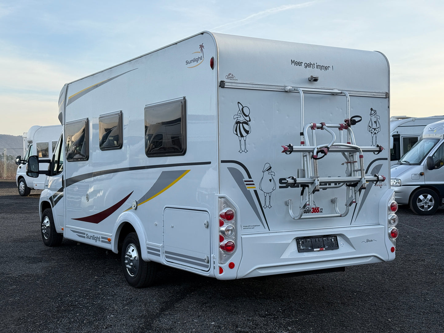 Sunlight T64, 2012, sjížděcí postel, Truma klimatizace, kosmetické vady