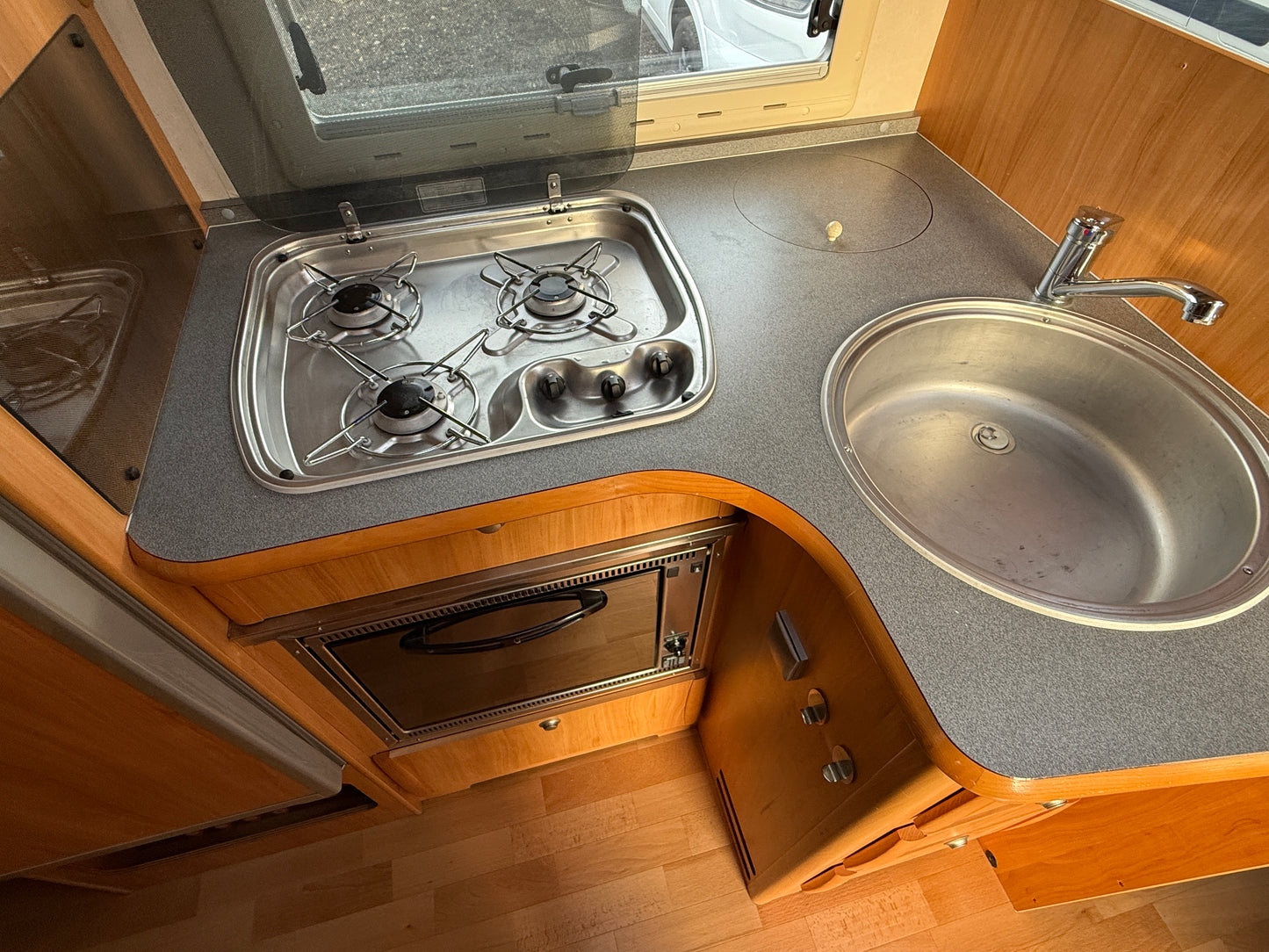 Adria Adriatic, 2007, markýza, Webasto, tažné zařízení, 2.8 jtd