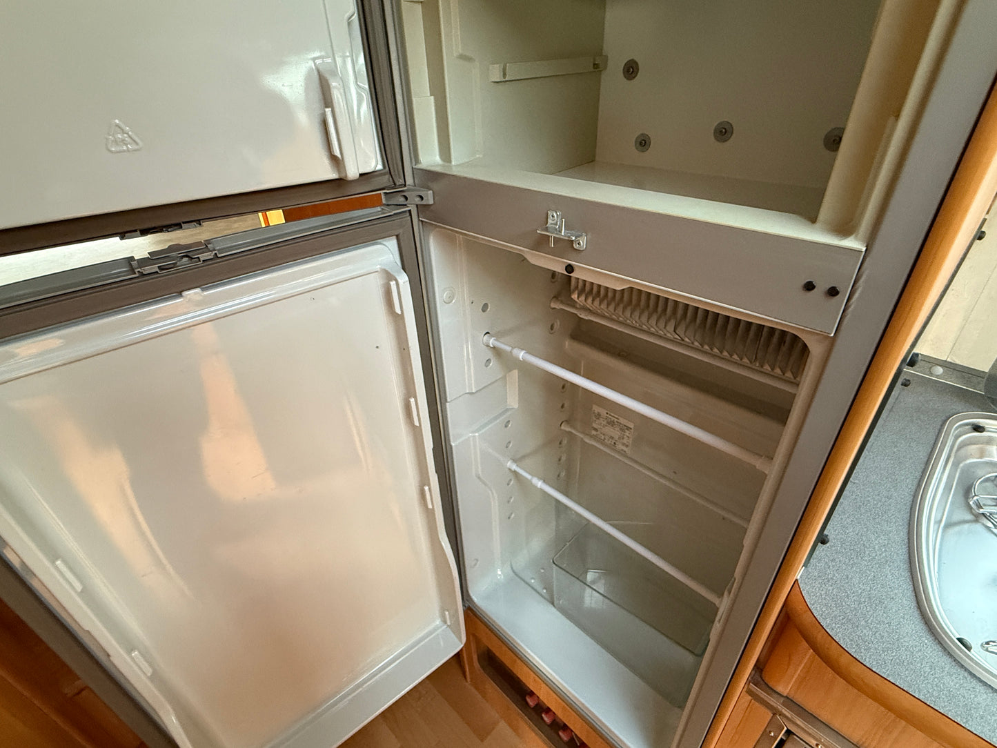 Adria Adriatic, 2007, markýza, Webasto, tažné zařízení, 2.8 jtd