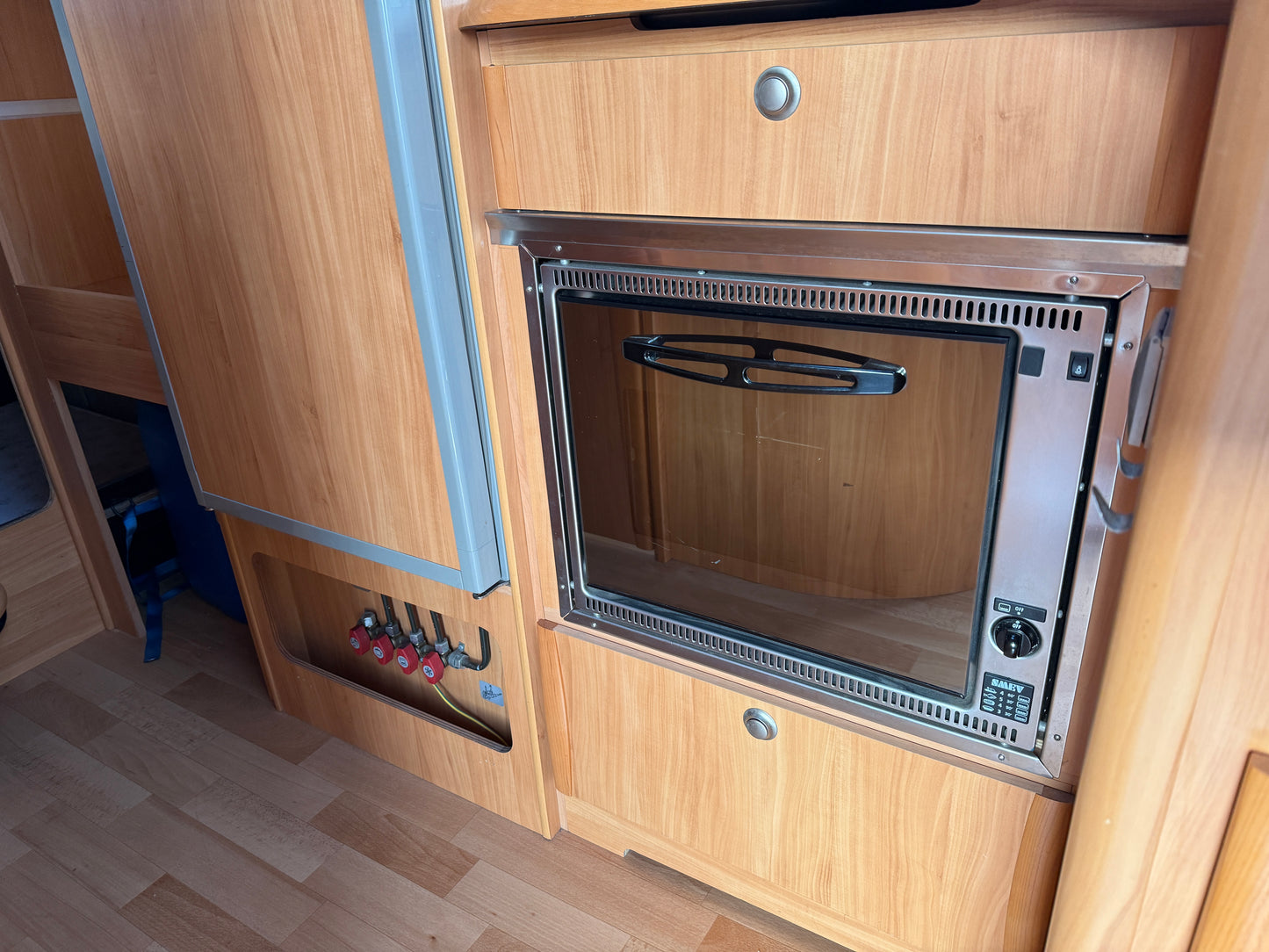 Adria Adriatic, 2007, markýza, Webasto, tažné zařízení, 2.8 jtd