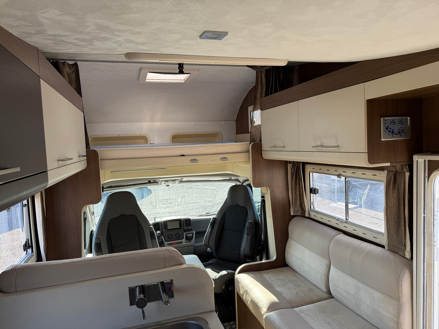 Roller Team Granduca, 2012, 3.0 jtd, solár, markýza