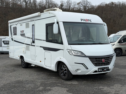 Pilote G740, 2x klima, el. markýza, měchy, měnič, solár - ODPOČET DPH