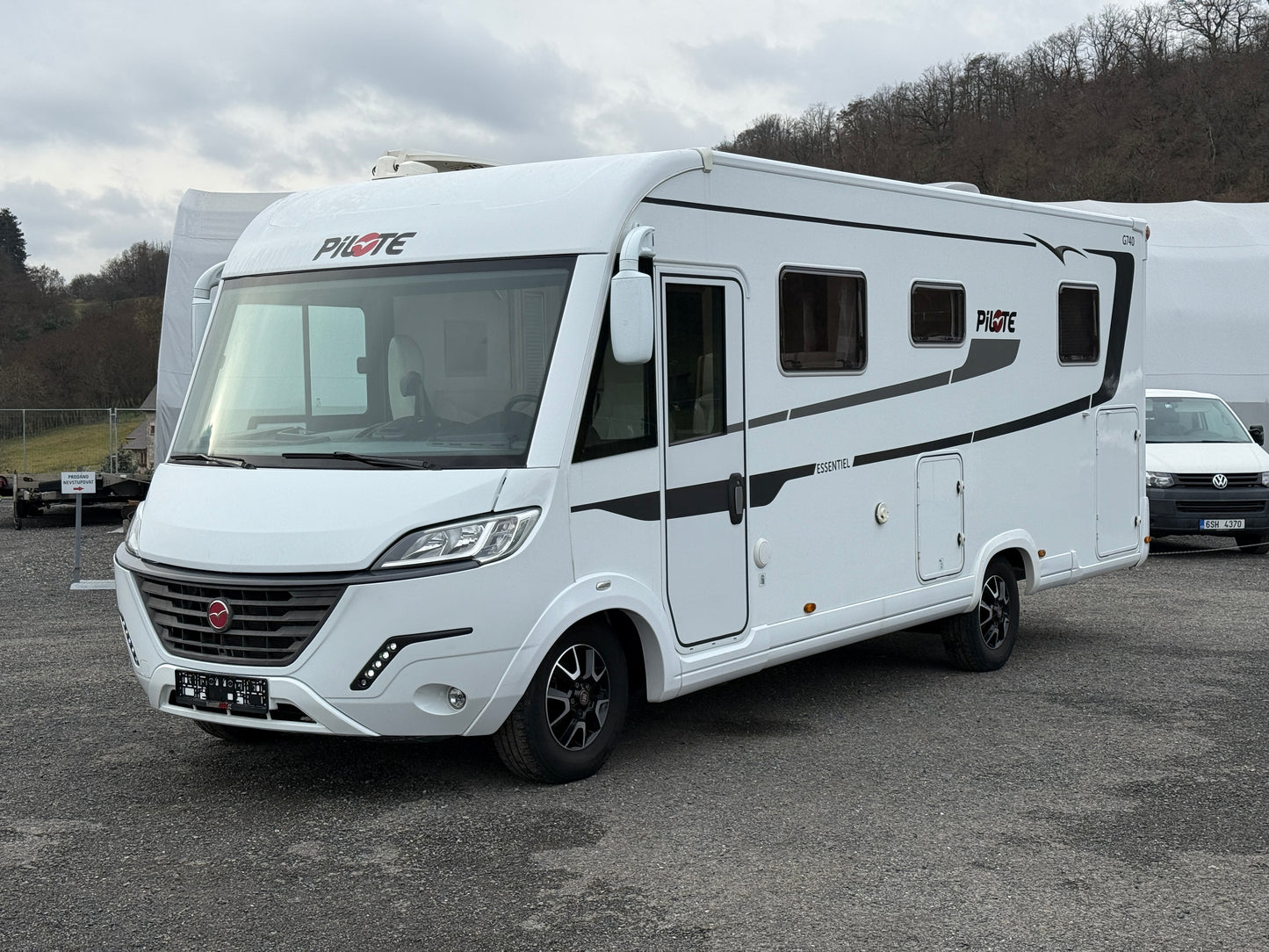 Pilote G740, 2x klima, el. markýza, měchy, měnič, solár - ODPOČET DPH