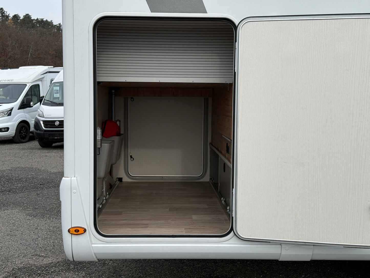 Pilote G740, 2x klima, el. markýza, měchy, měnič, solár - ODPOČET DPH