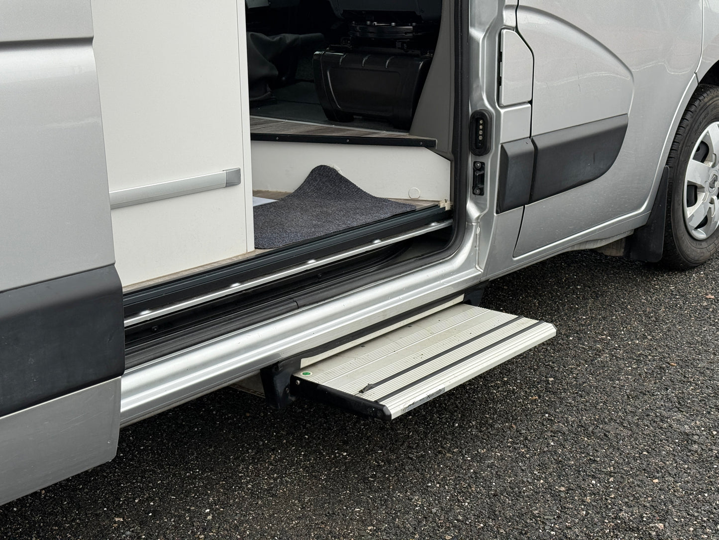 Ahorn 550 VAN, 2021, markýza, Truma diesel