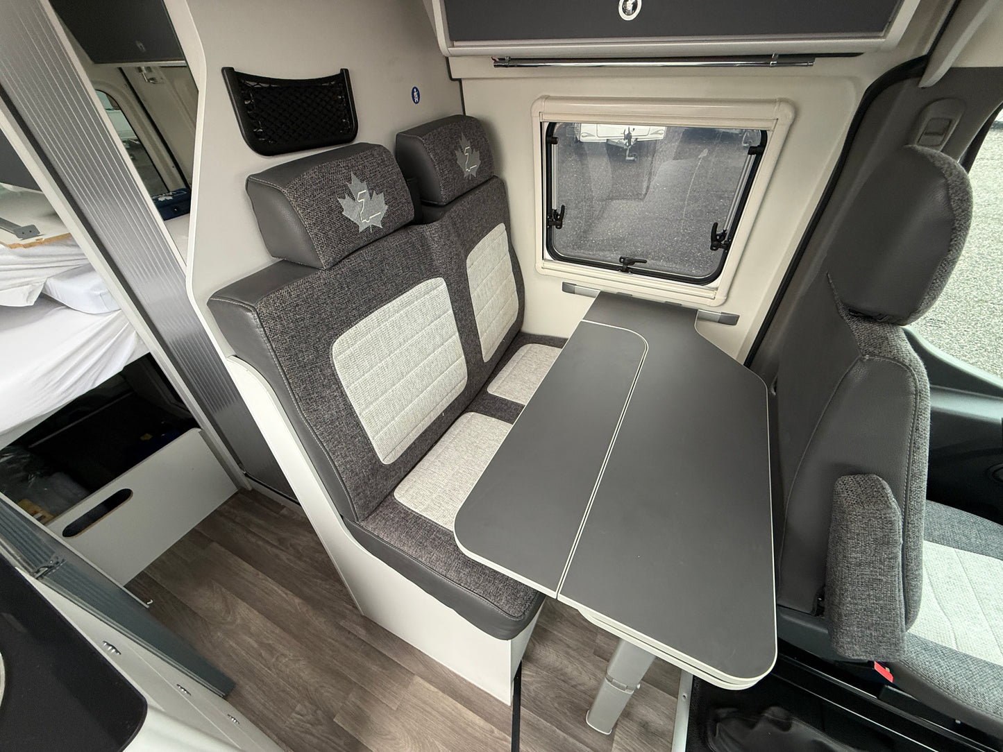 Ahorn 550 VAN, 2021, markýza, Truma diesel