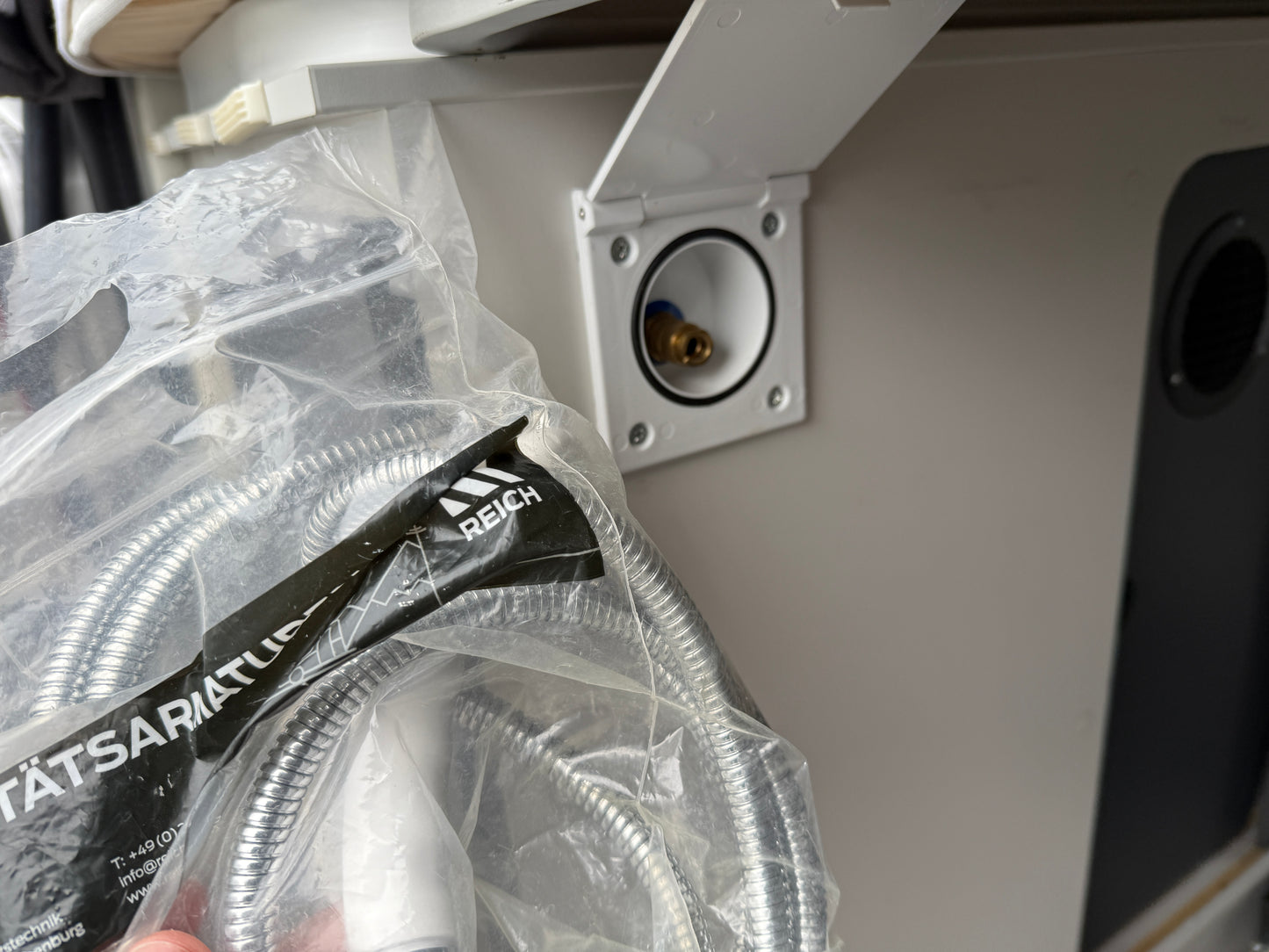 Ahorn 550 VAN, 2021, markýza, Truma diesel