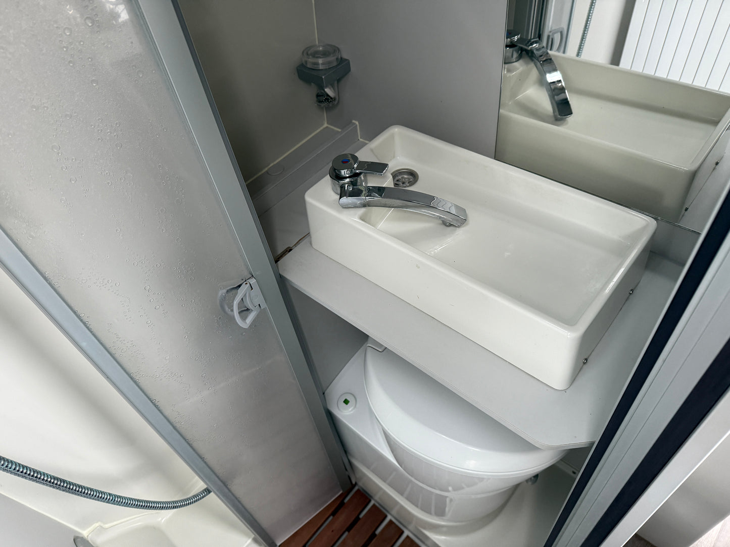 Ahorn 550 VAN, 2021, markýza, Truma diesel