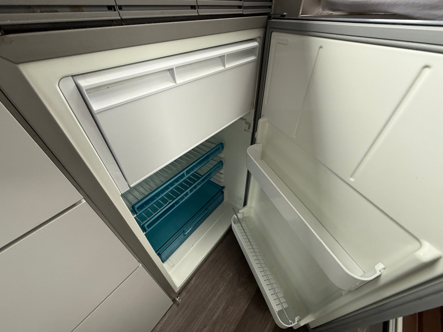 Ahorn 550 VAN, 2021, markýza, Truma diesel