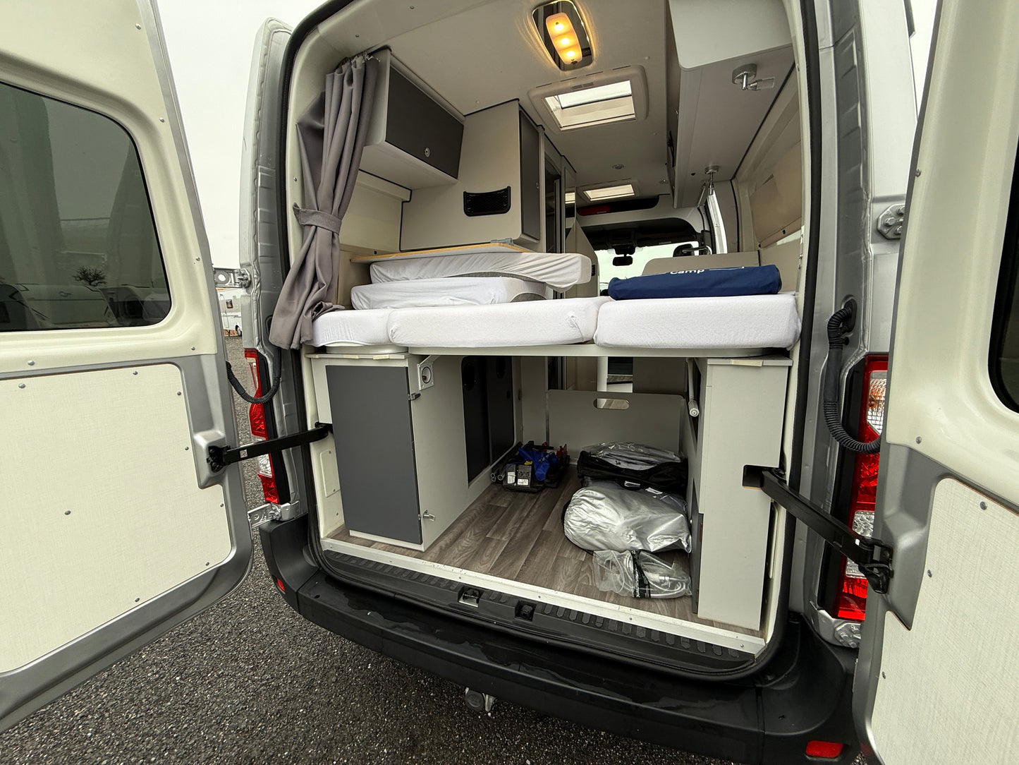 Ahorn 550 VAN, 2021, markýza, Truma diesel