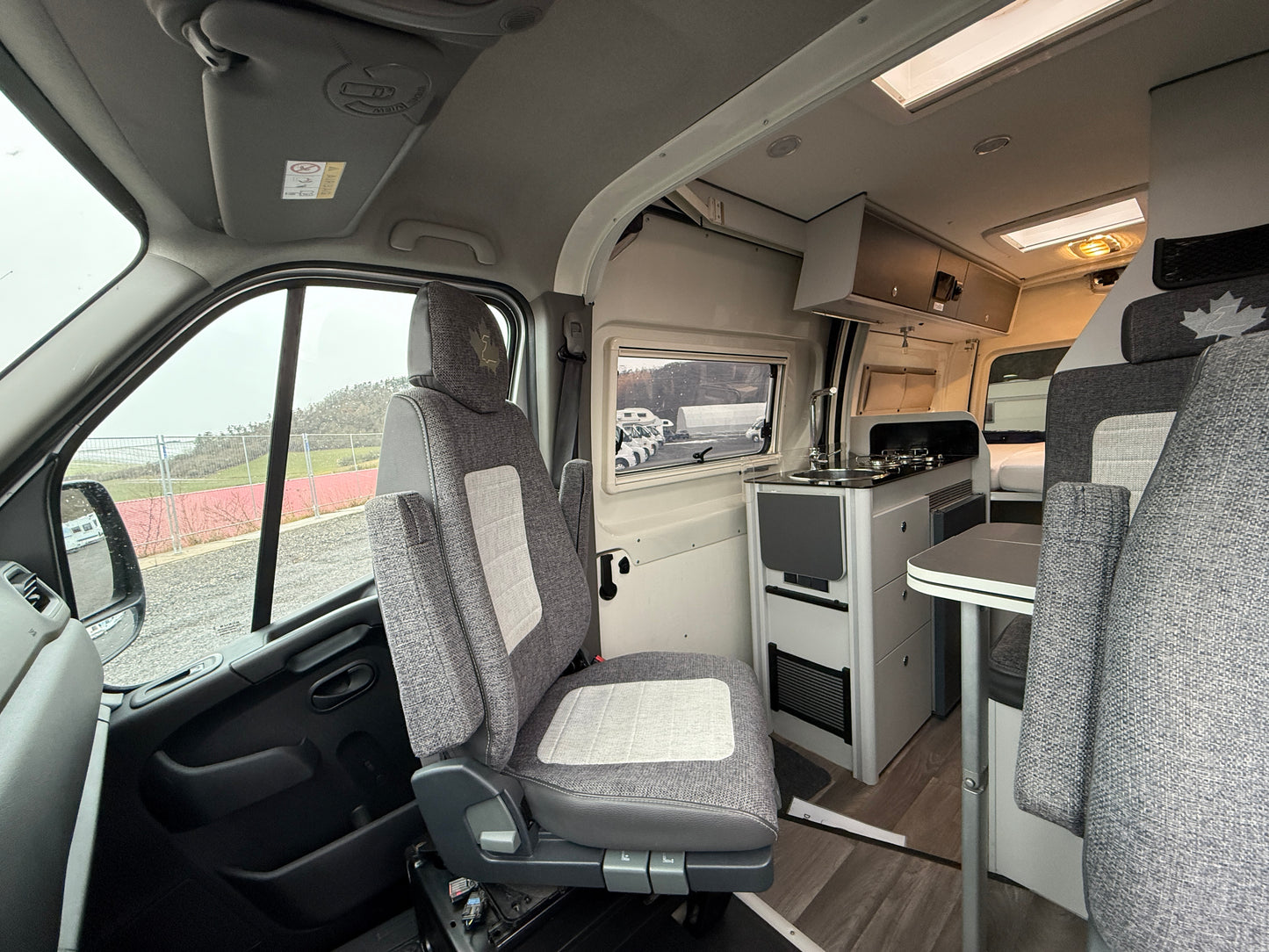 Ahorn 550 VAN, 2021, markýza, Truma diesel