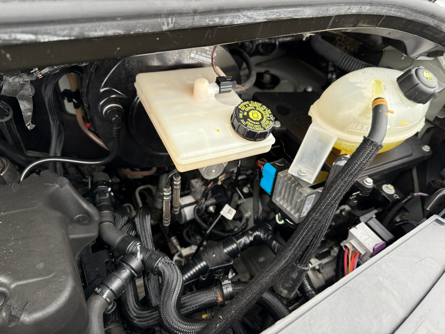 Ahorn 550 VAN, 2021, markýza, Truma diesel