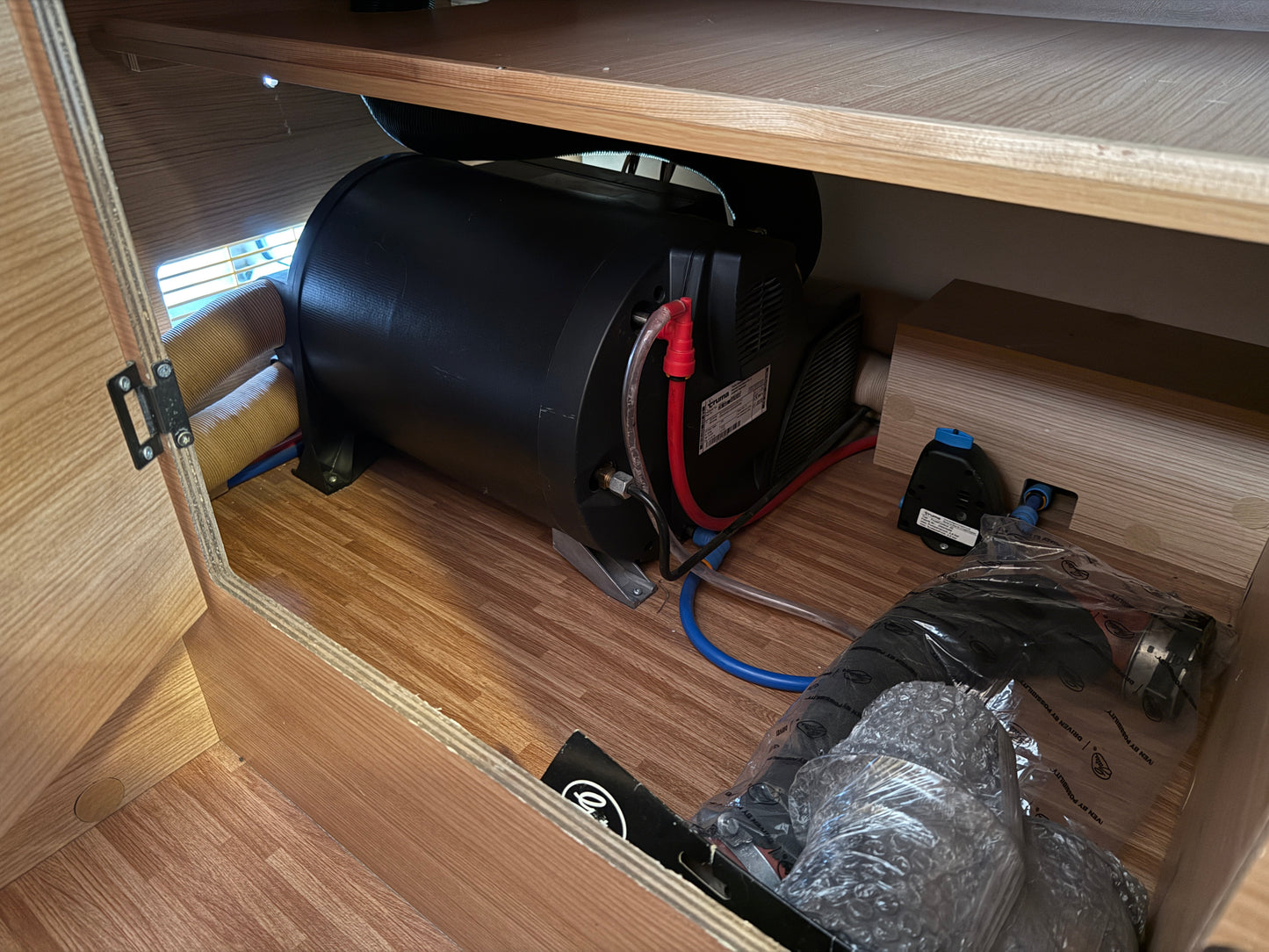 Ahorn K - LINE 95 plus, 2014, solár, sjížděcí postel, měchy