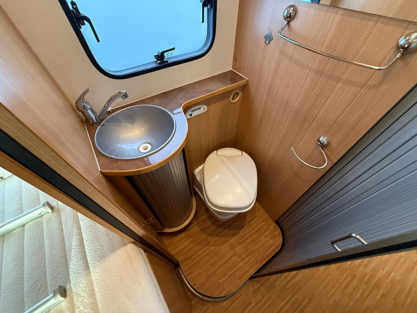 Ahorn K - LINE 95 plus, 2014, solár, sjížděcí postel, měchy