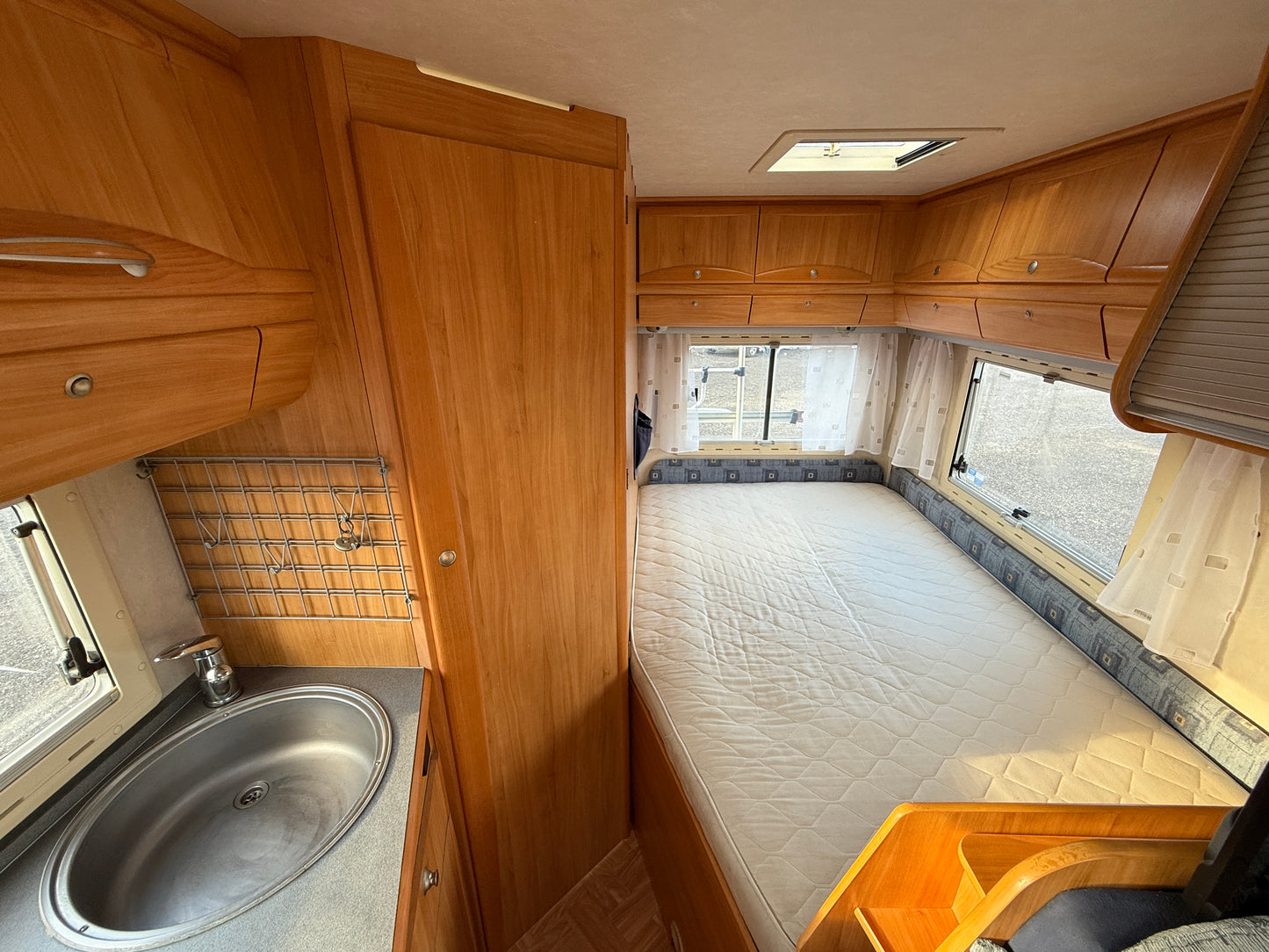 Adria, 2004, 2.8 jtd, 6 osob na jízdu, solárná panely