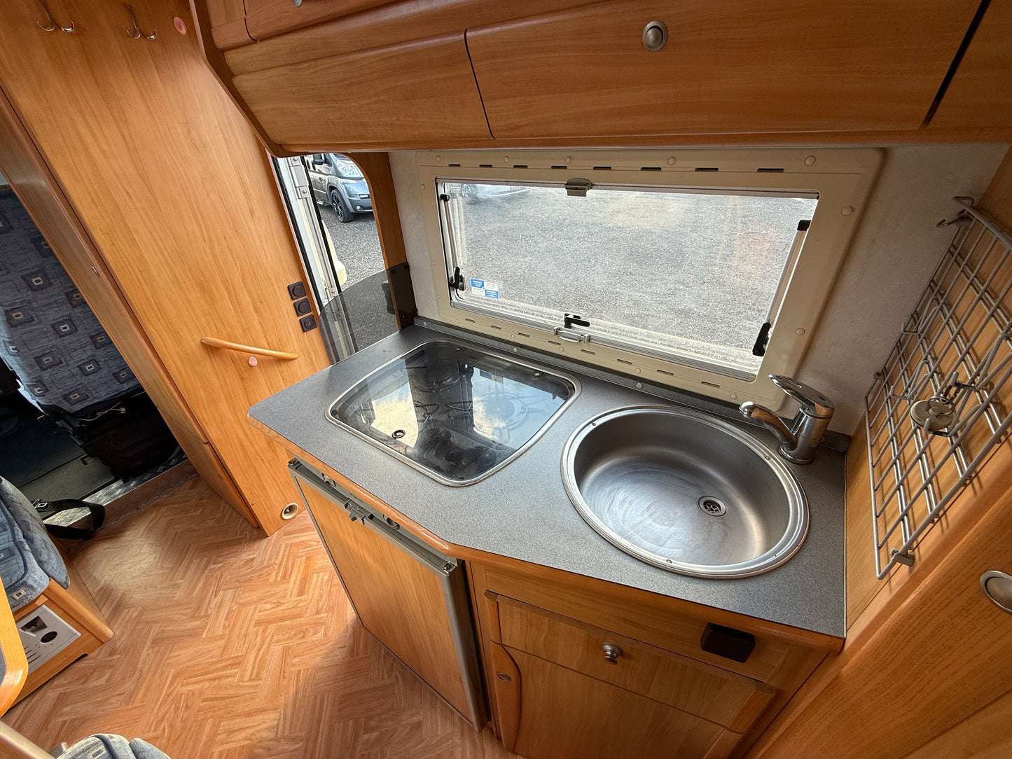 Adria, 2004, 2.8 jtd, 6 osob na jízdu, solárná panely