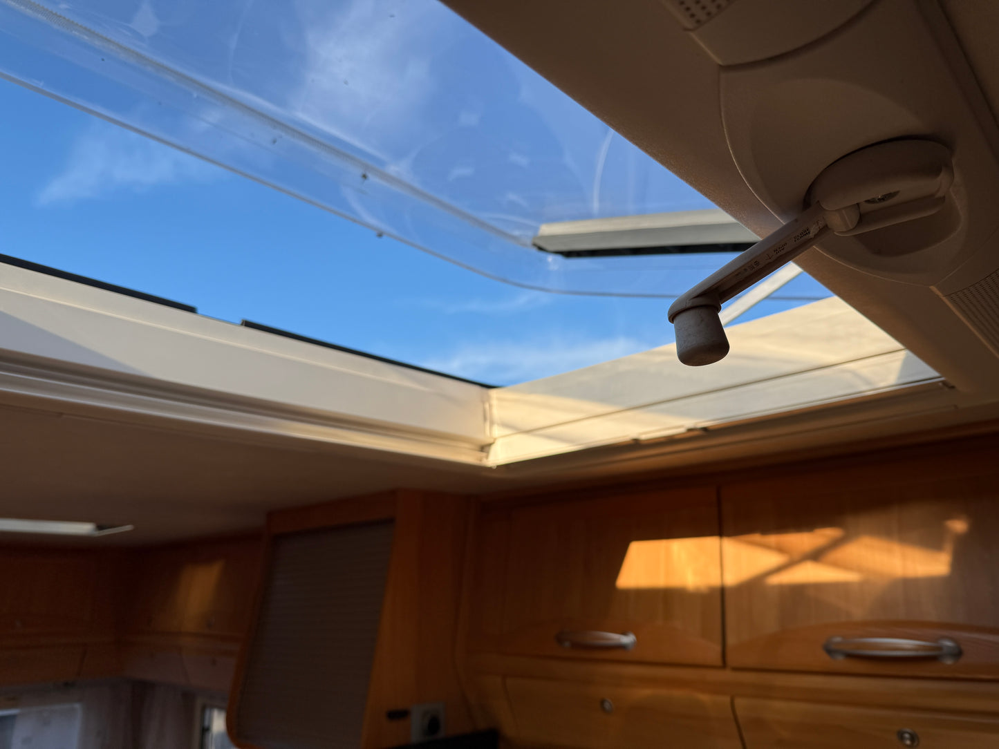 Adria, 2004, 2.8 jtd, 6 osob na jízdu, solárná panely