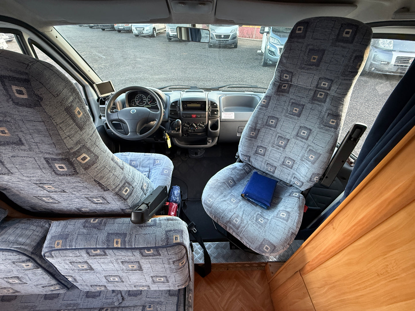 Adria, 2004, 2.8 jtd, 6 osob na jízdu, solárná panely