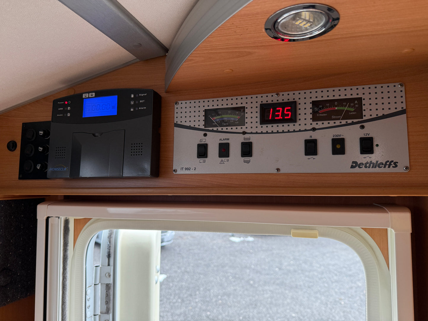 Dethleffs Advantage, 3.0 jtd, 4 osoby, Truma, podélné postele