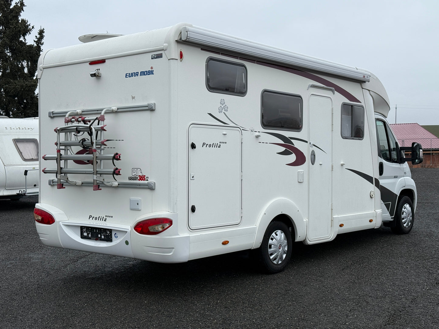 Eura Mobil, 2.3 jtd, solár, sjížděcí postel, Truma