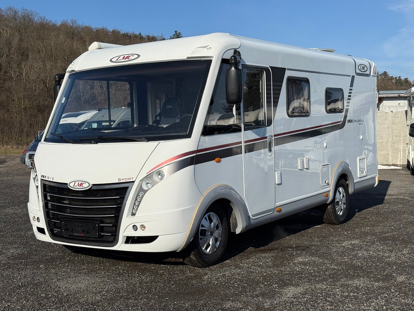 LMC Explorer Sport I 615, markýza, tažné zařízení, 2019, 4 osoby
