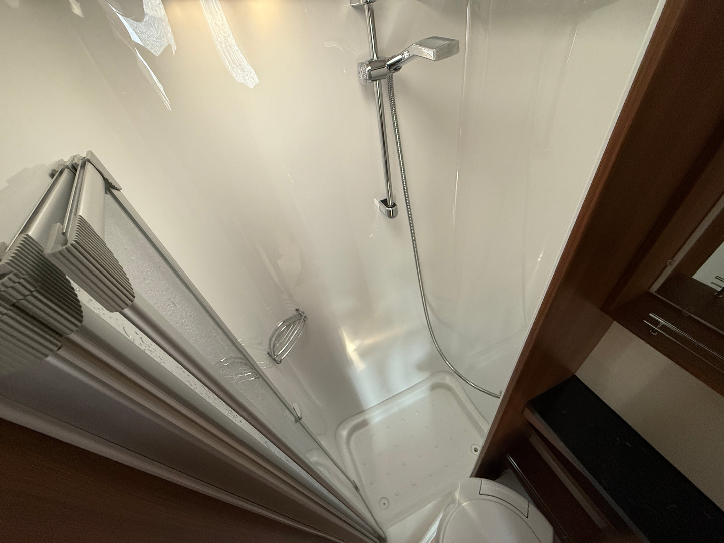 LMC Explorer Sport I 615, markýza, tažné zařízení, 2019, 4 osoby