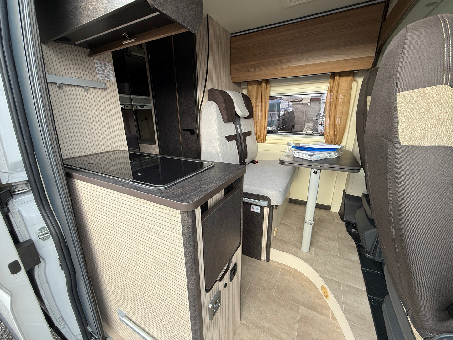 Rimor Horus 45 - 5 osob na spaní, 2025, Truma, solární panely