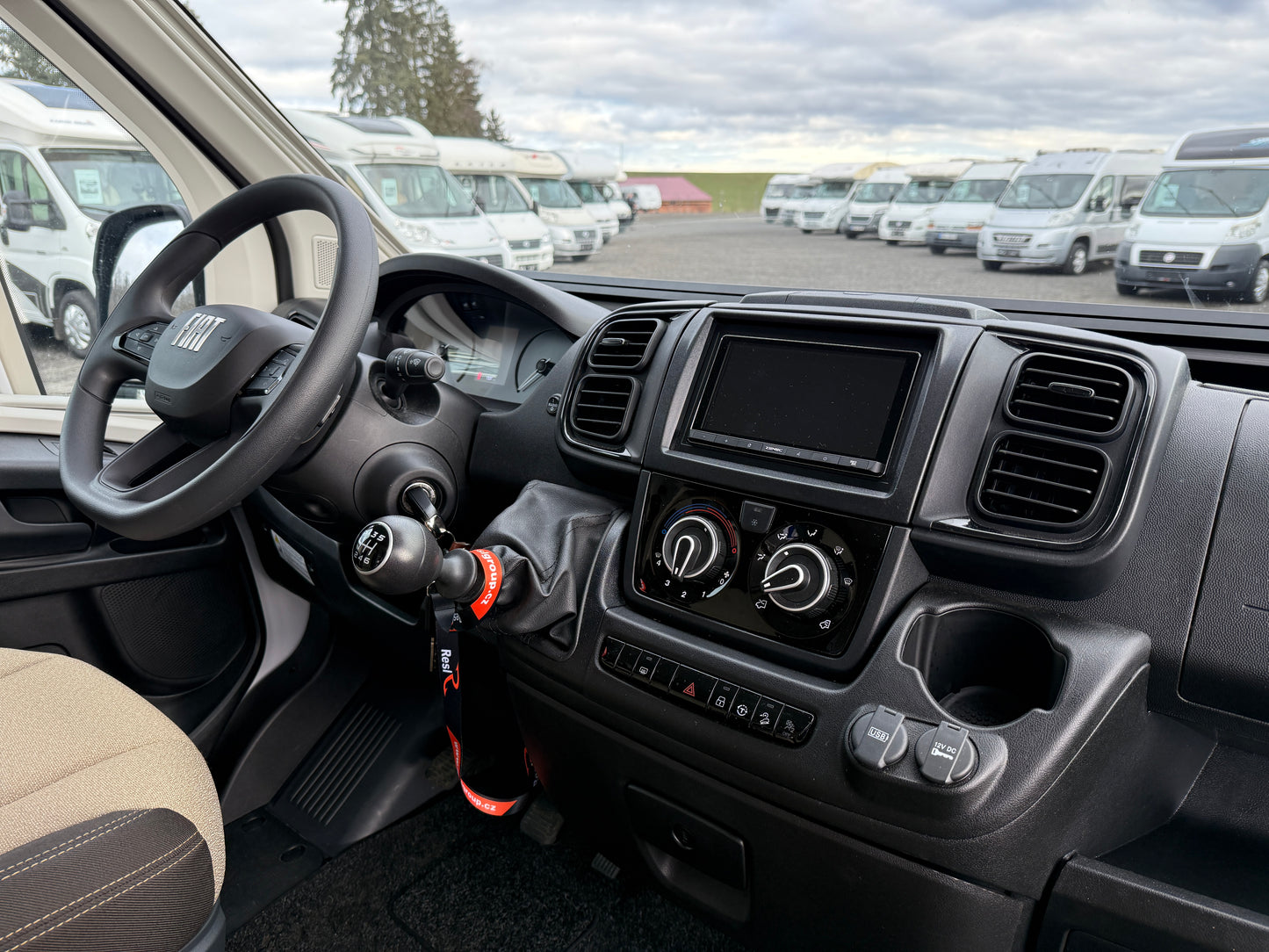 Rimor Horus 45 - 5 osob na spaní, 2025, Truma, solární panely