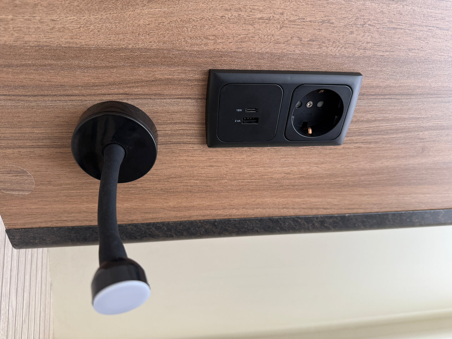 Rimor Horus 45 - 5 osob na spaní, 2025, Truma, solární panely